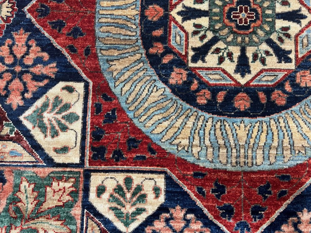 SS051722T295 Tribal Design White Red Blue 9x12 | Manoukian Rugs™