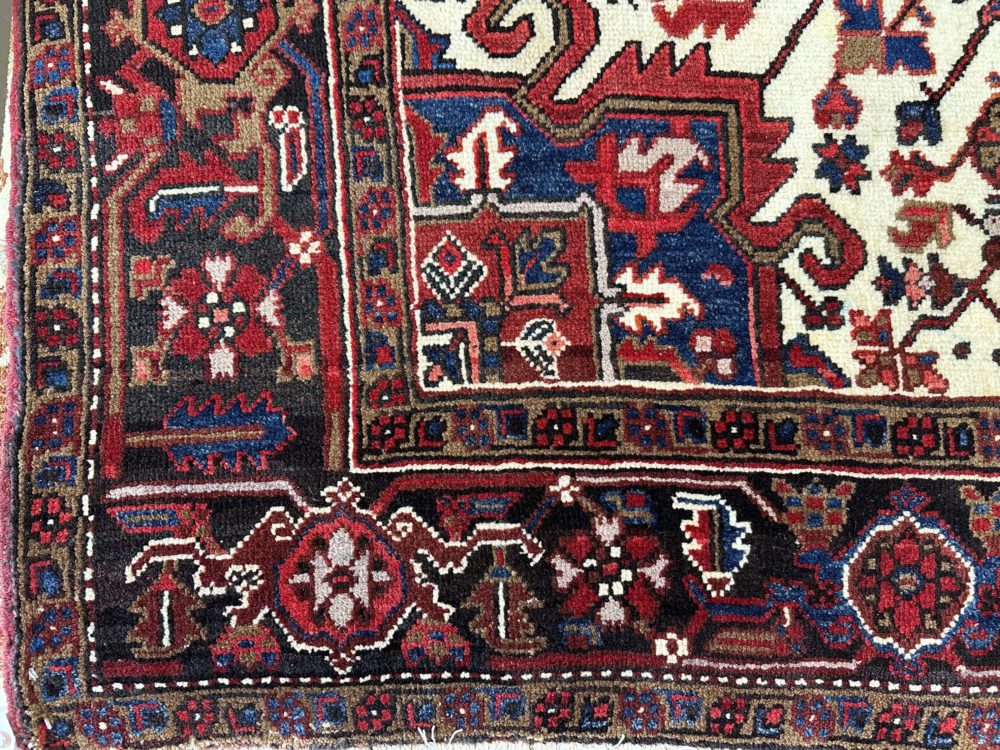 ss100520t167 Heriz Persian Red Blue White 7-6x10-4 corner | Manoukian Rugs™